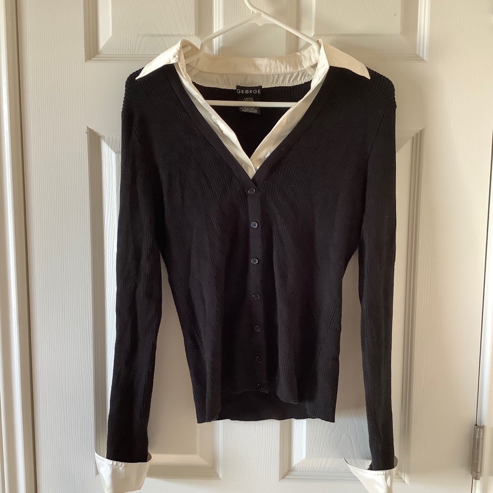 Black long sleeve with ivory collar